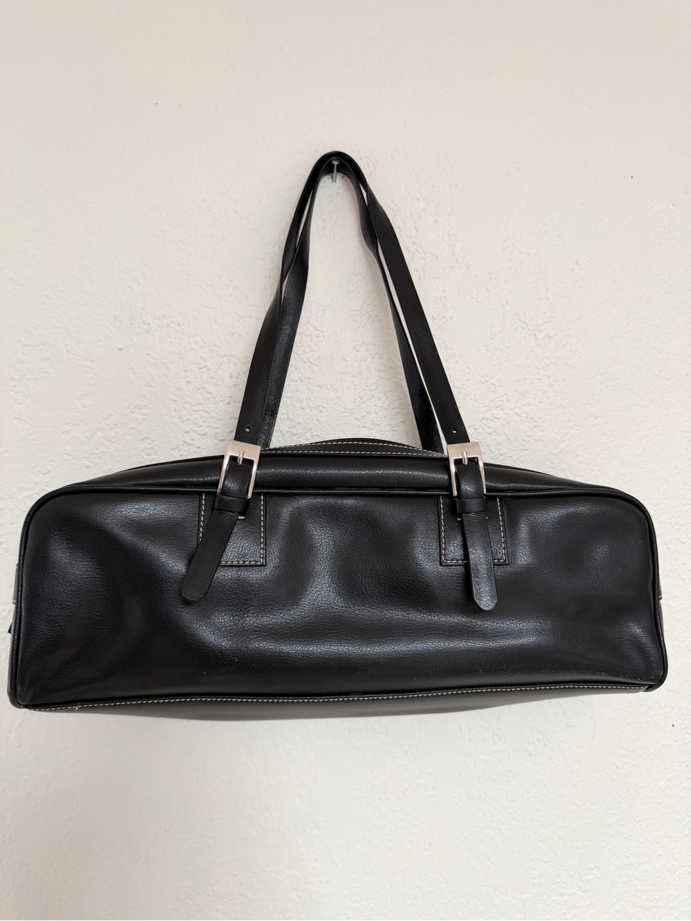 SONDRA ROBERTS structured black leather baguette shoulder bag - Picture 6 of 6
